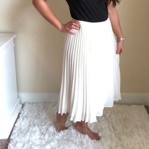 BANANA REPUBLIC Cream Skirt PETITE Sz 10